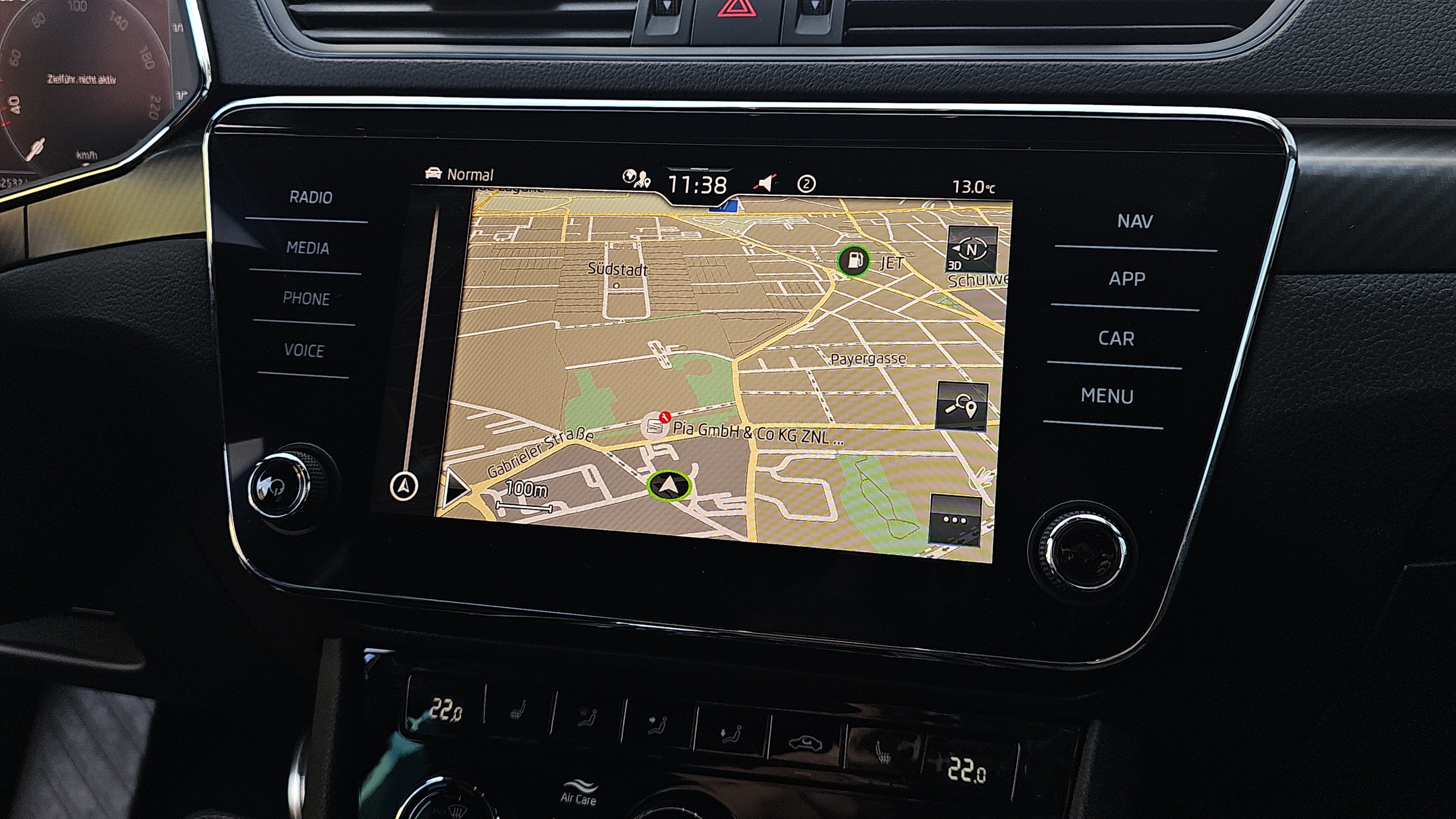 Skoda Superb Combi 2.0 TDI  Sportline | Bild 13 von 24