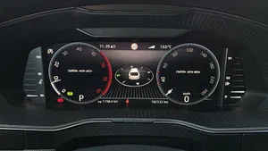 Skoda Superb Combi 2.0 TDI Sportline | Thumbnail 9 von 24