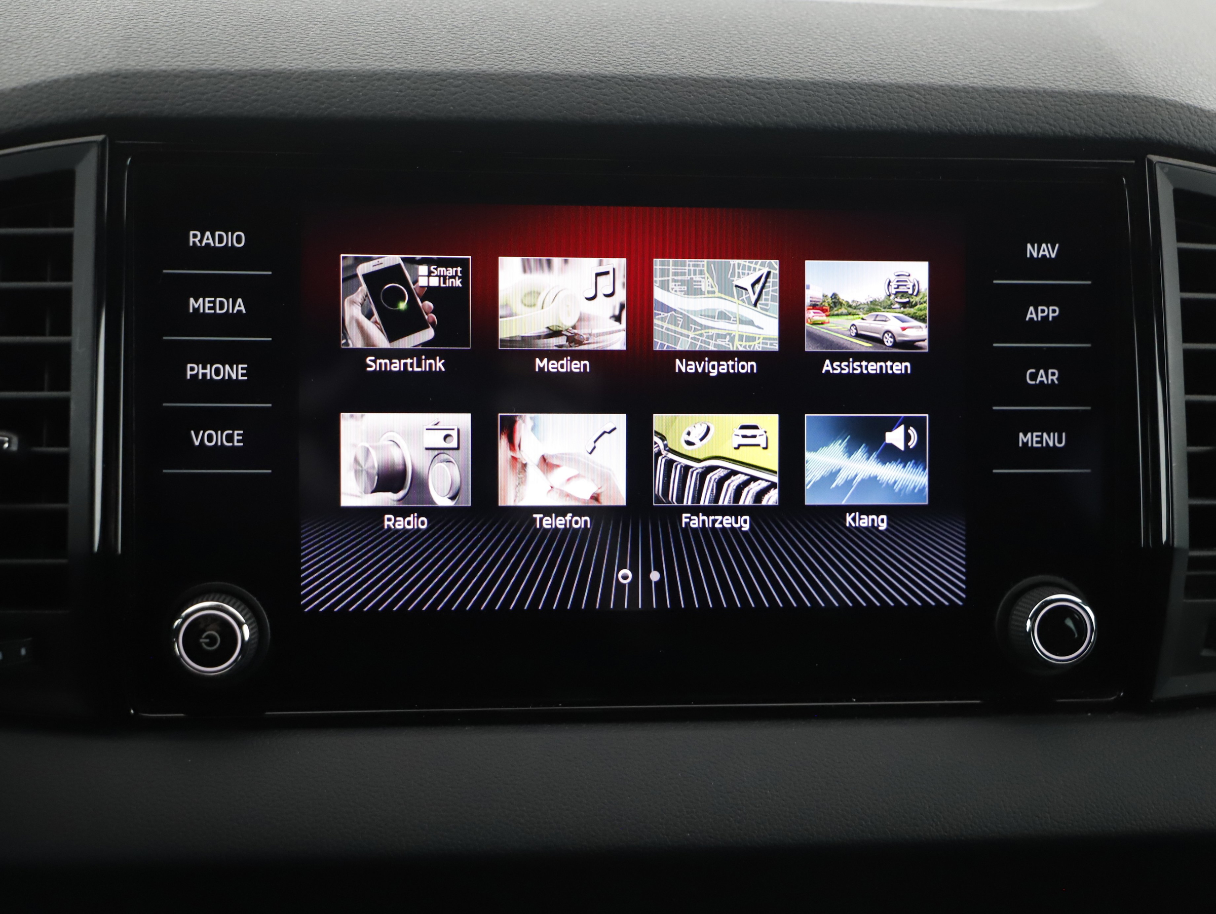 Skoda Karoq 1.5 TSI ACT Sportline | Bild 15 von 28