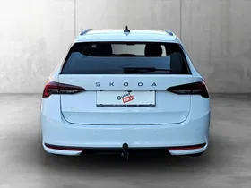 Skoda Octavia Combi 1.5 TSI Selection | Thumbnail 16 von 23