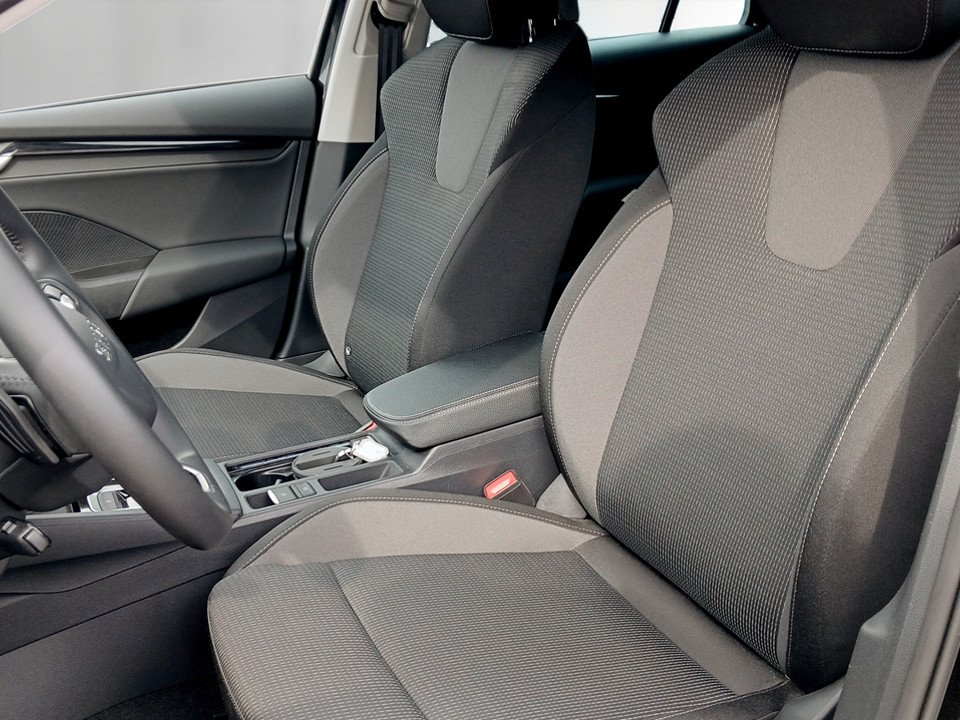 Skoda Octavia Combi 1.5 TSI DSG Selection | Bild 9 von 22