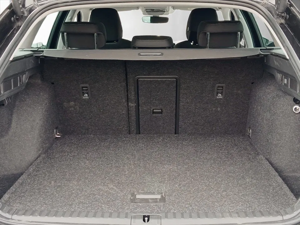 Skoda Octavia Combi 1.5 TSI DSG Selection | Bild 20 von 22