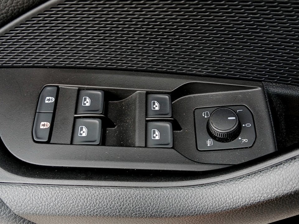 Skoda Octavia Combi 1.5 TSI DSG Selection | Bild 8 von 22