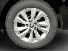 Skoda Octavia Combi 1.5 TSI DSG Selection | Thumbnail 6 von 22