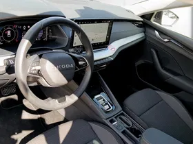 Skoda Octavia Combi 1.5 TSI mHEV W Selection | Thumbnail 8 von 22