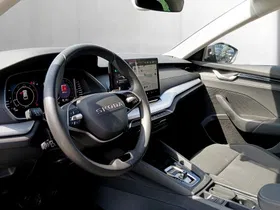 Skoda Octavia Combi 1.5 TSI DSG Selection | Thumbnail 8 von 23