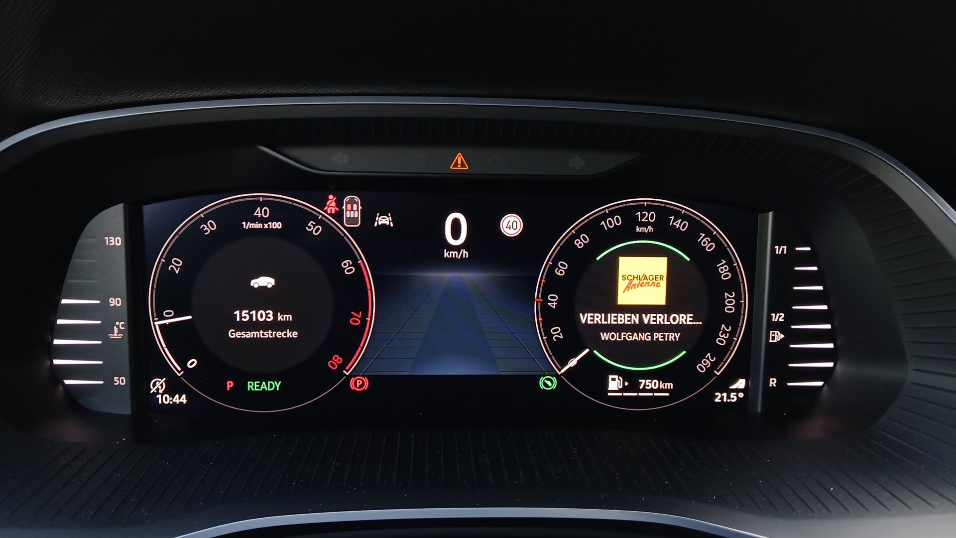 Skoda Octavia Combi 1.5 TSI DSG Selection | Bild 13 von 24