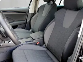 Skoda Octavia Combi 1.5 TSI DSG Selection | Thumbnail 9 von 24