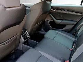 Skoda Octavia Combi 1.5 TSI DSG Selection | Thumbnail 20 von 24