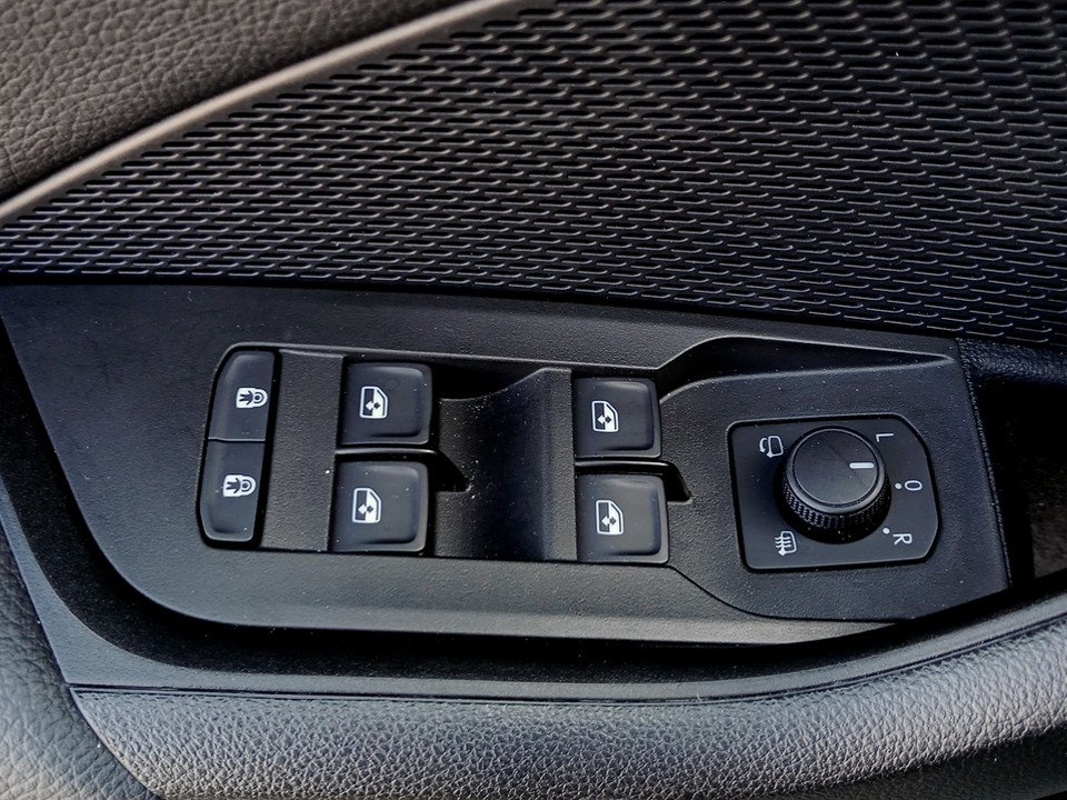 Skoda Octavia Combi 1.5 TSI DSG Selection | Bild 8 von 24