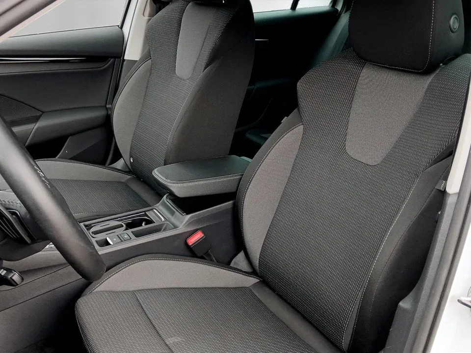 Skoda Octavia Combi 1.5 TSI mHEV W Selection | Bild 9 von 24
