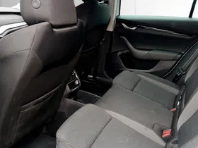 Skoda Octavia Combi 1.5 TSI mHEV W Selection | Thumbnail 21 von 24