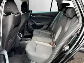 Skoda Octavia Combi 1.5 eTSI | Thumbnail 23 von 28