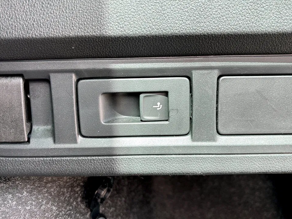 Skoda Octavia Combi 1.5 eTSI | Bild 27 von 28