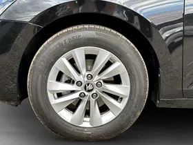 Skoda Octavia Combi 1.5 eTSI | Thumbnail 7 von 28