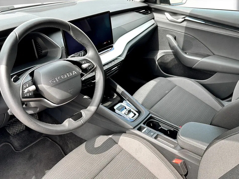 Skoda Octavia Combi 1.5 eTSI | Bild 11 von 28
