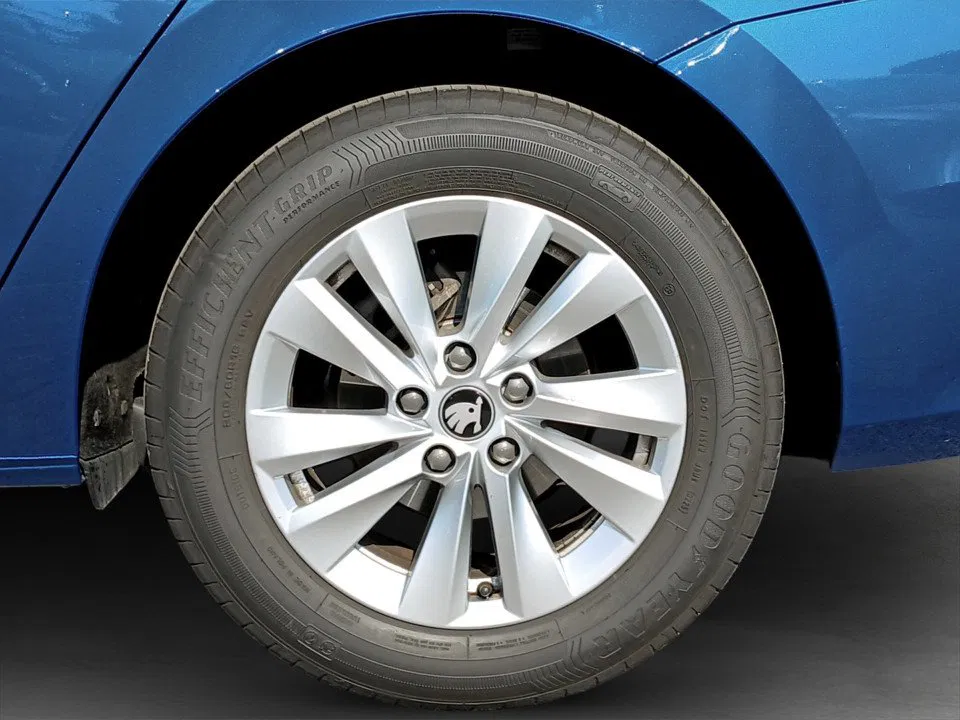 Skoda Octavia Combi 1.5 TSI mHEV W Selection | Bild 5 von 22