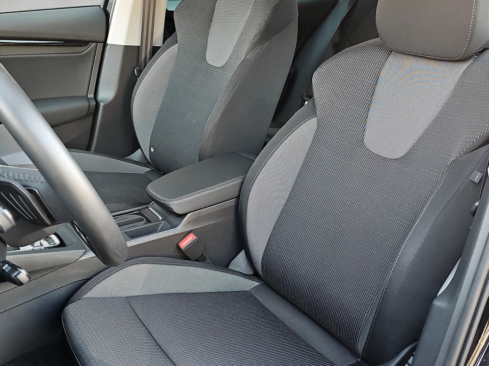 Skoda Octavia Combi 1.5 TSI DSG Selection | Bild 9 von 23