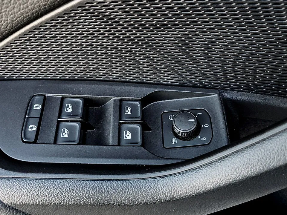 Skoda Octavia Combi 1.5 TSI DSG Selection | Bild 8 von 23