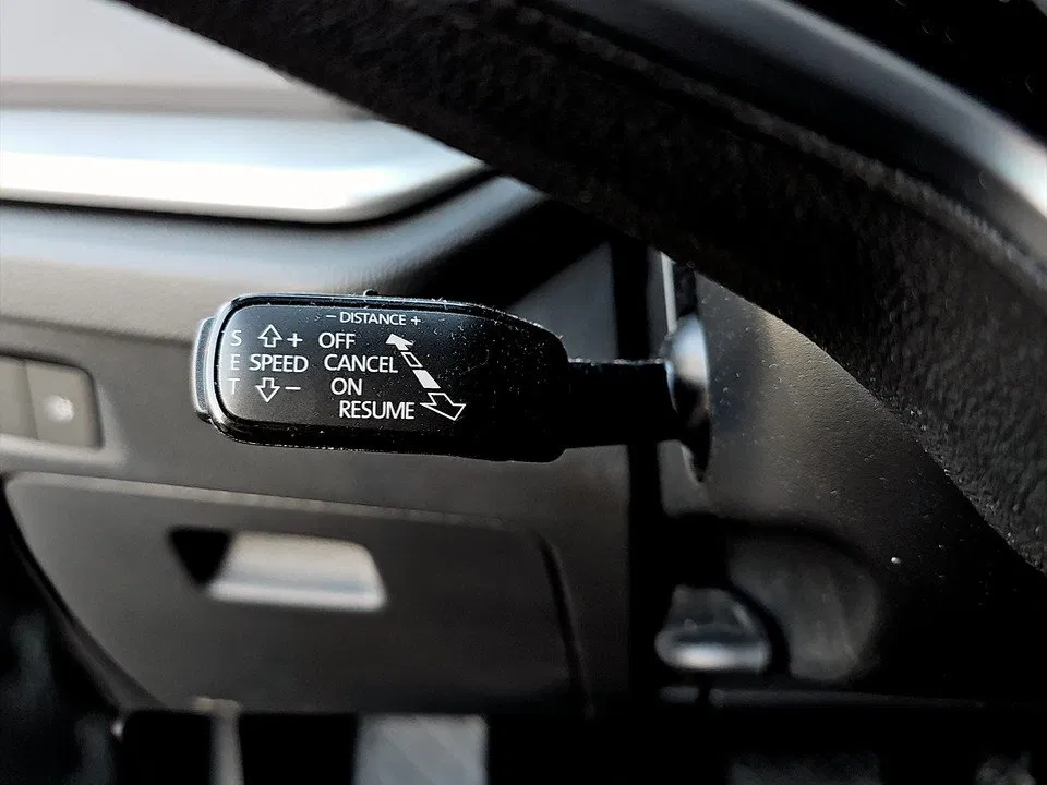 Skoda Octavia Combi 1.5 TSI DSG Selection | Bild 13 von 23