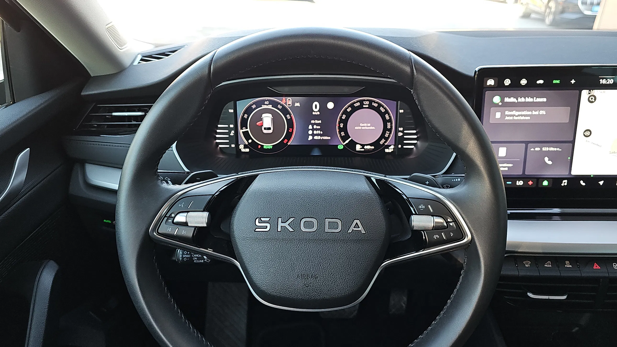 Skoda Octavia Combi 1.5 TSI DSG Selection | Bild 12 von 23
