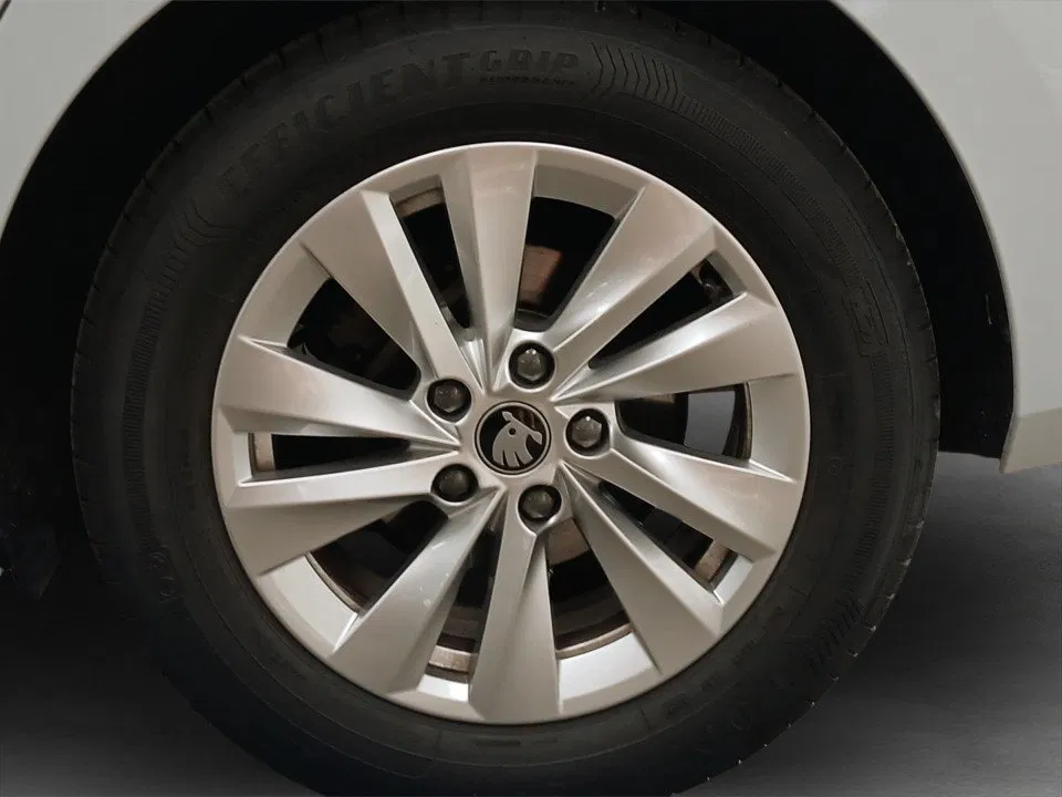 Skoda Octavia Combi 1.5 TSI mHEV W Selection | Bild 5 von 23