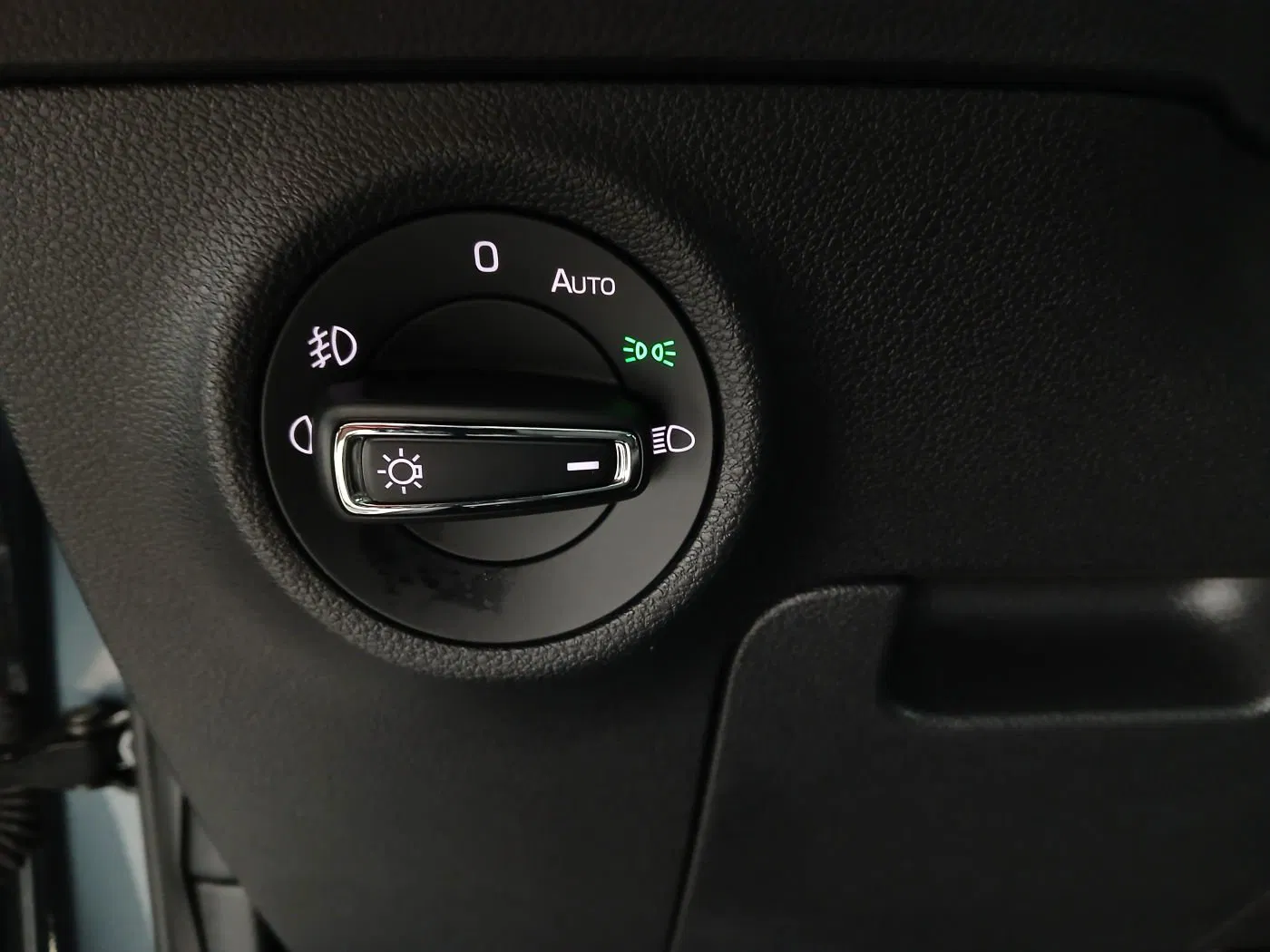 Skoda Karoq 1.5 TSI ACT Style 125 | Bild 12 von 30