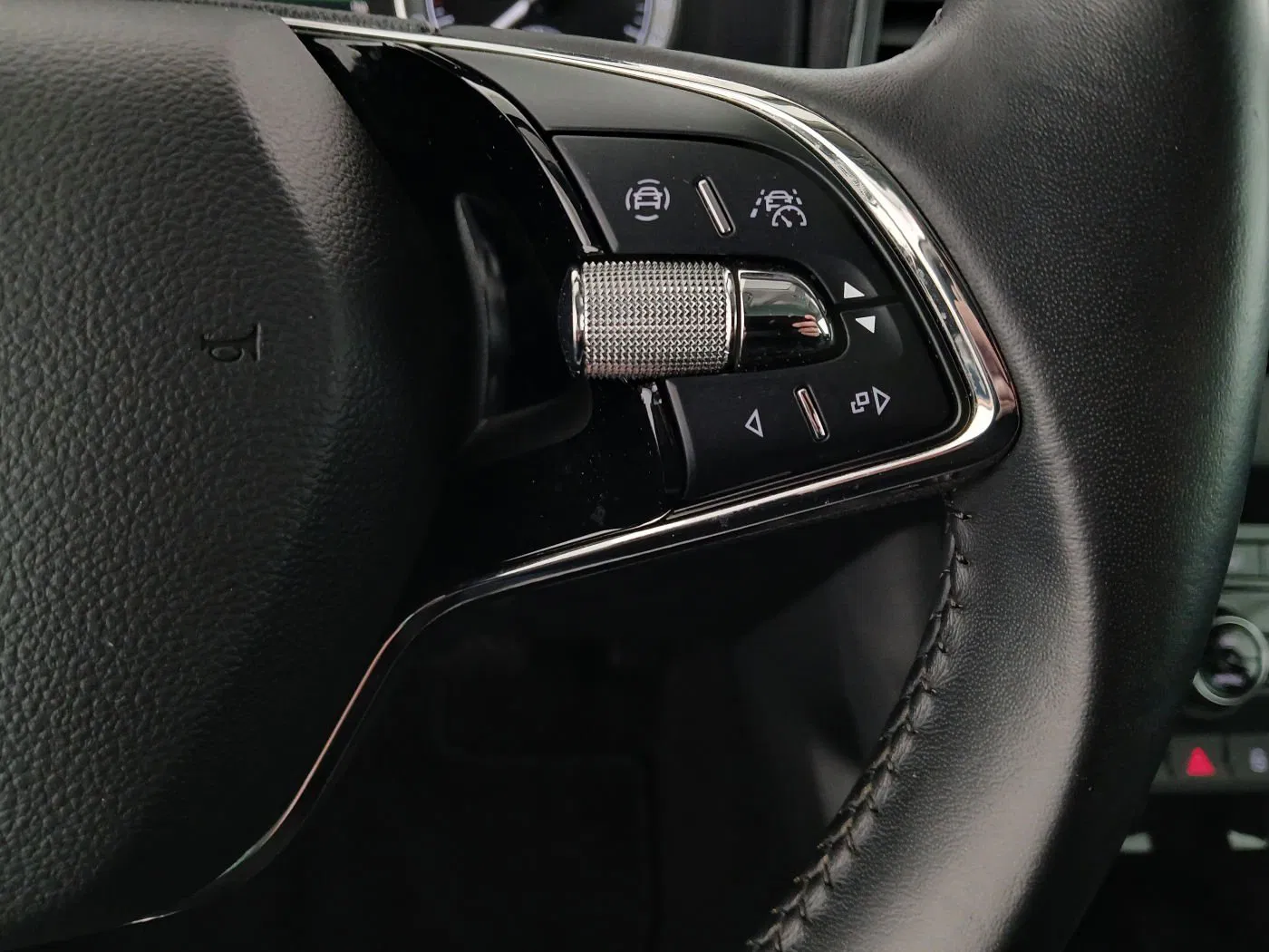 Skoda Karoq 1.5 TSI ACT Style 125 | Bild 18 von 30