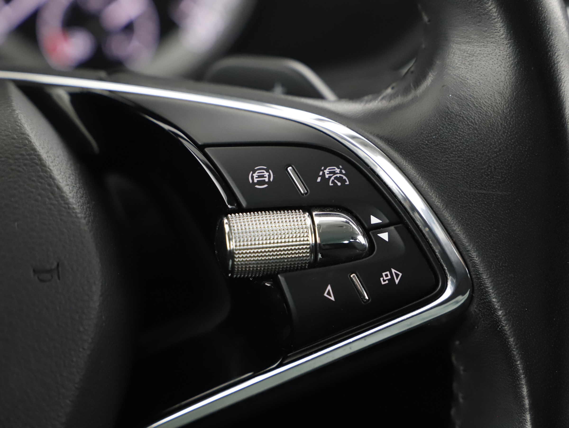 Skoda Superb Combi 2.0 TDI Ambition | Bild 13 von 18