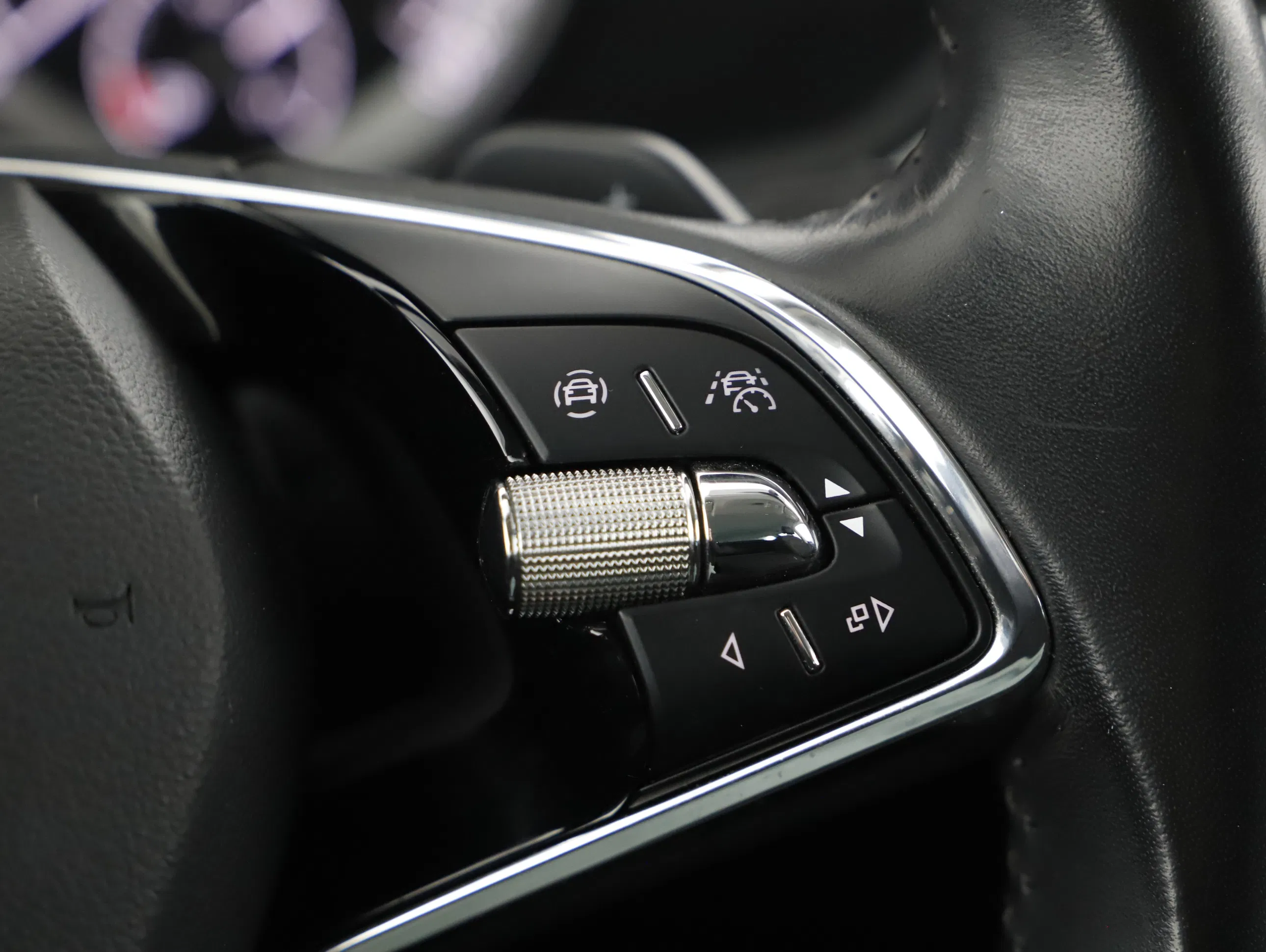 Skoda Superb Combi 2.0 TDI Ambition | Bild 13 von 18