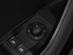 Skoda Superb Combi 2.0 TDI Ambition | Thumbnail 16 von 18