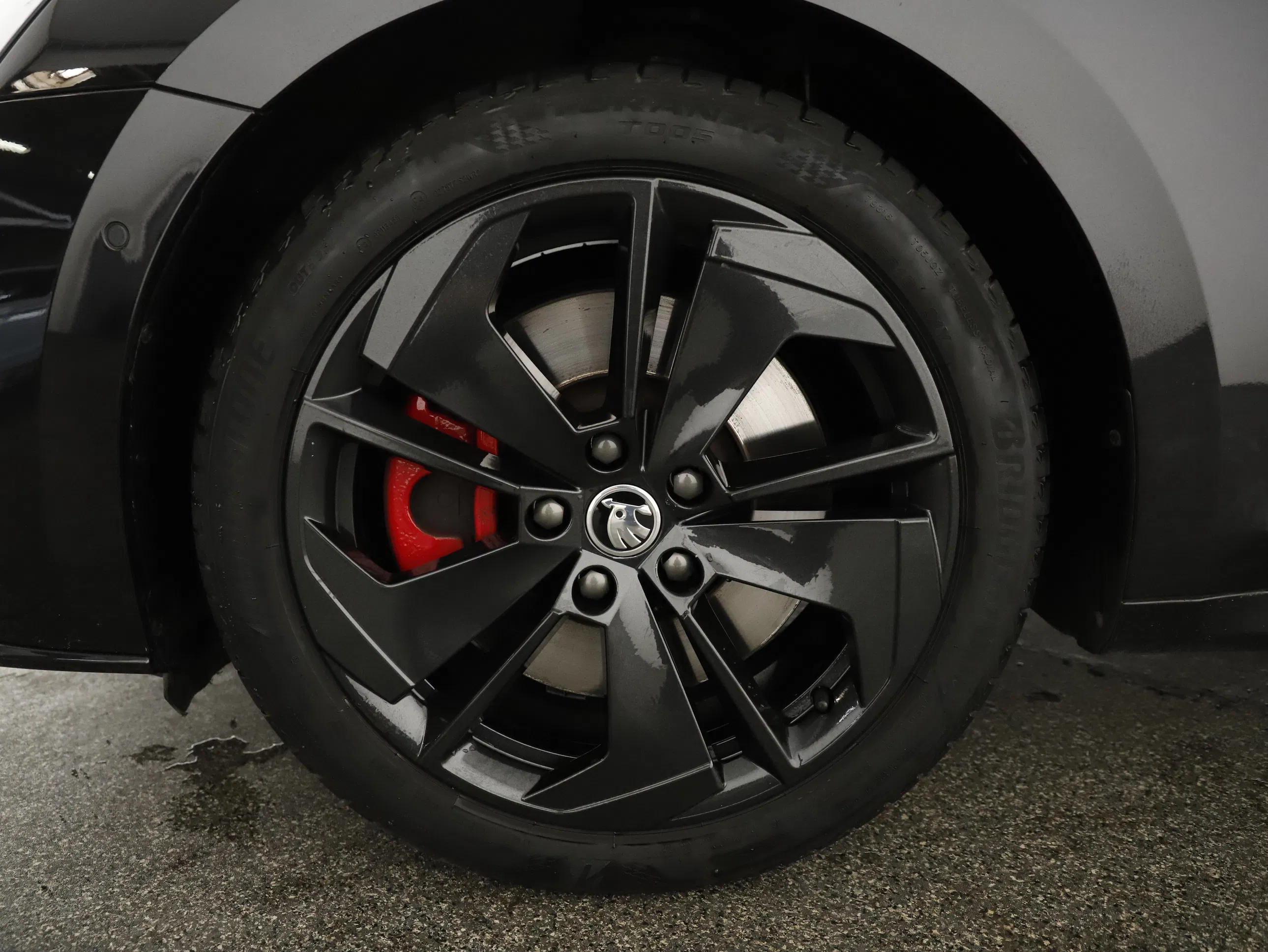 Skoda Octavia Combi 2.0 TSI RS | Bild 12 von 31