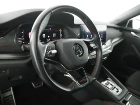 Skoda Octavia Combi 2.0 TSI RS | Thumbnail 18 von 31