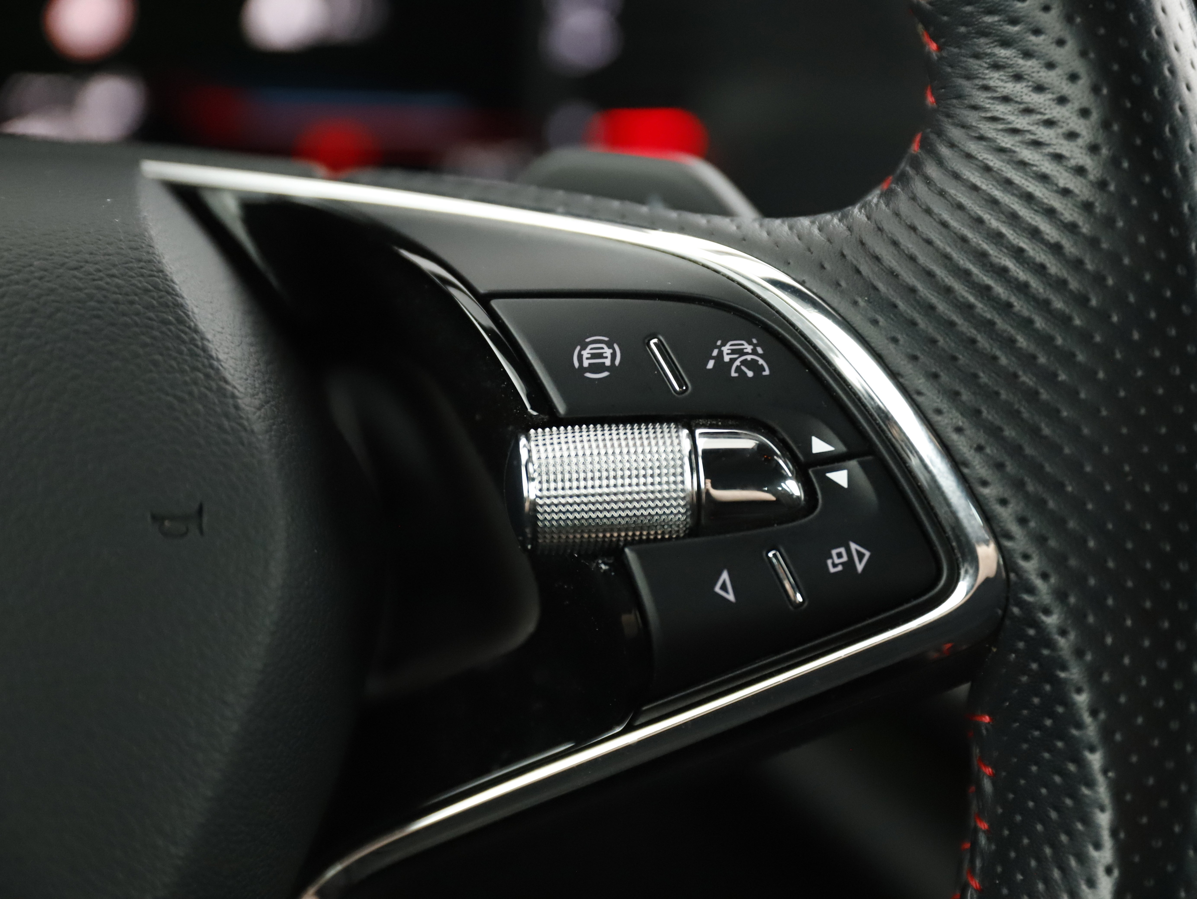 Skoda Octavia Combi 2.0 TSI RS | Bild 21 von 31