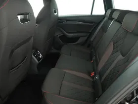 Skoda Octavia Combi 2.0 TSI RS | Thumbnail 27 von 31