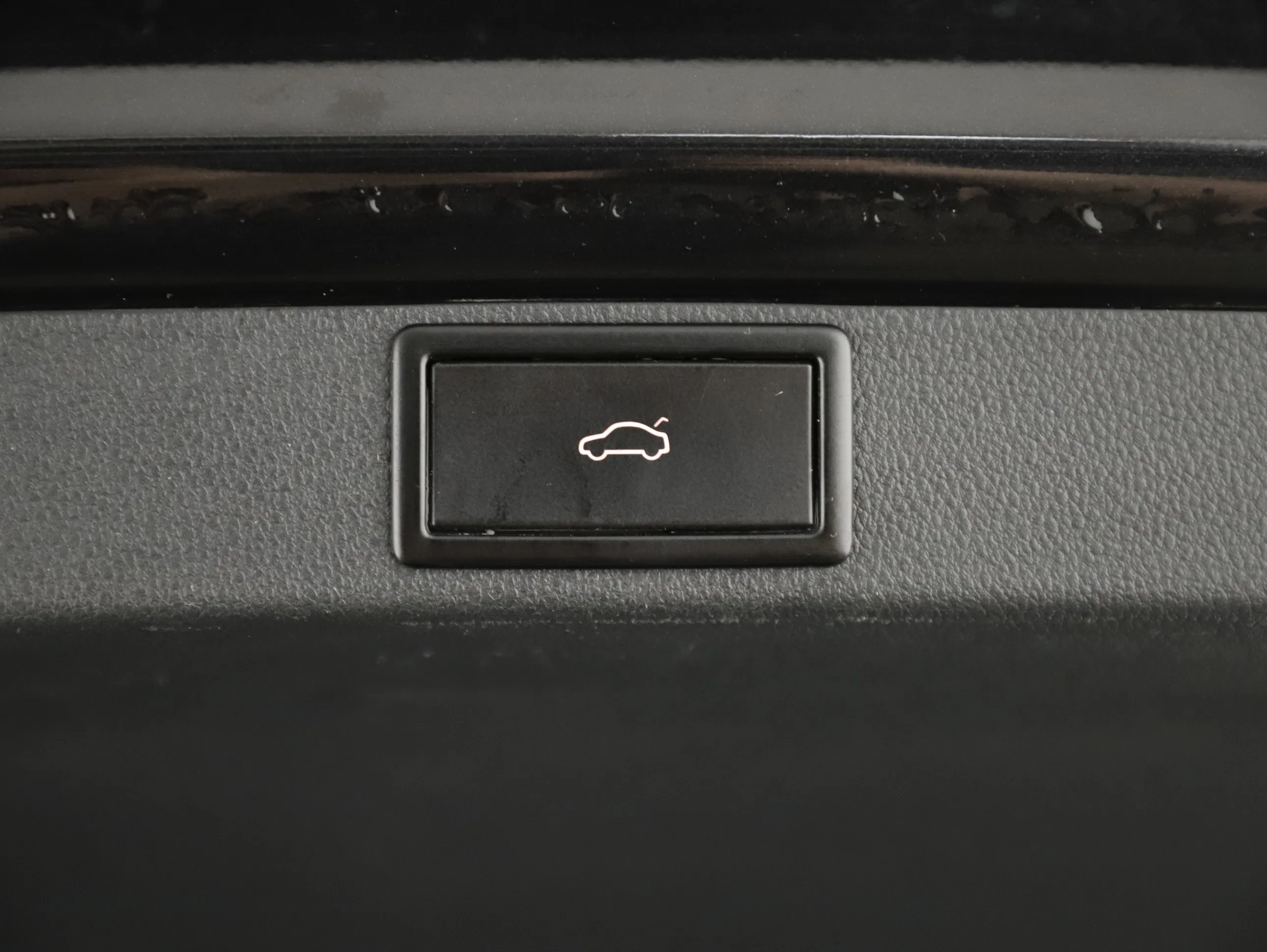 Skoda Octavia Combi 2.0 TSI RS | Bild 29 von 31