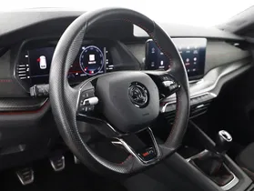 Skoda Octavia Combi 2.0 TSI RS | Thumbnail 4 von 22