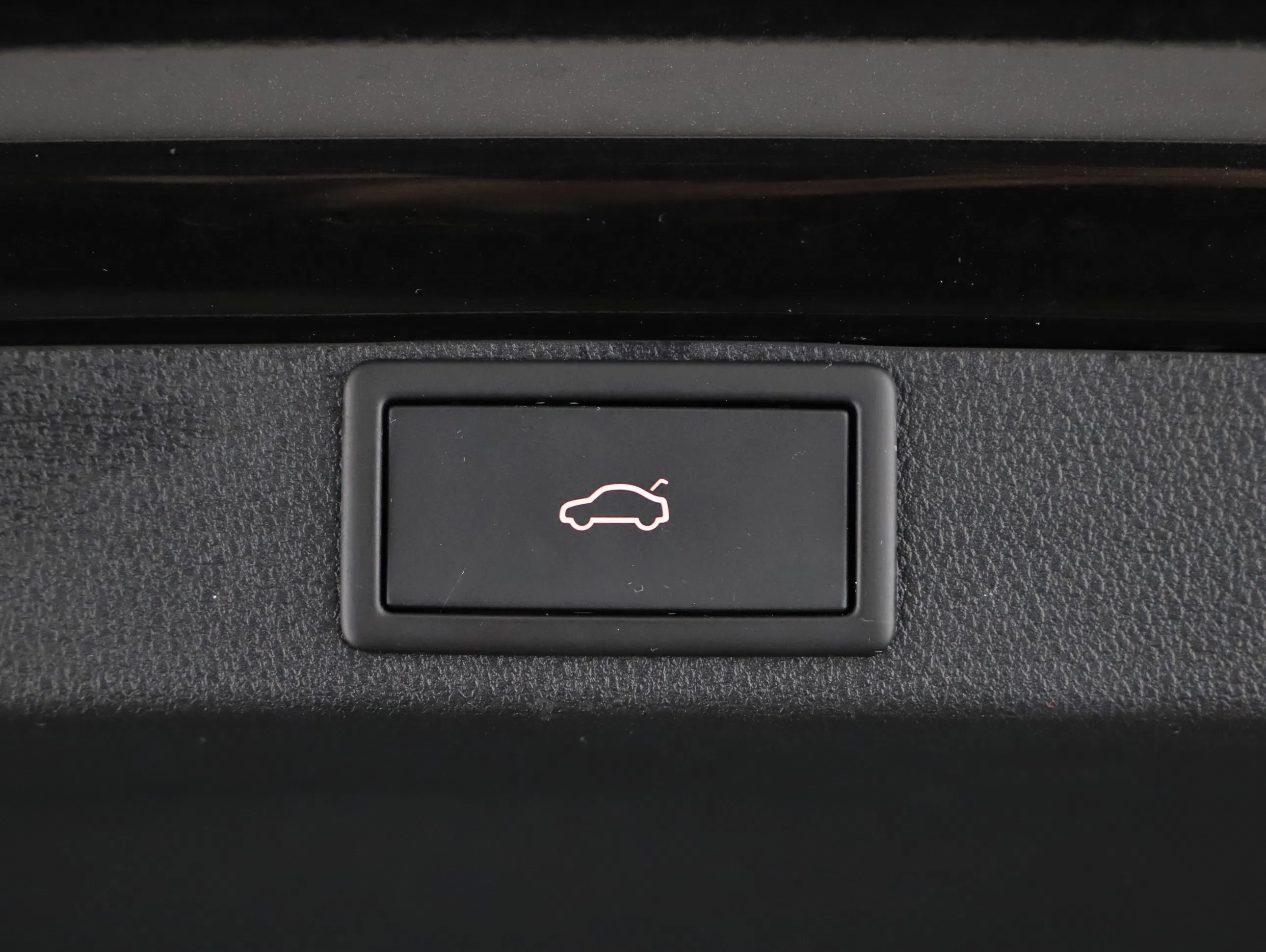 Skoda Octavia Combi 2.0 TSI RS | Bild 25 von 30