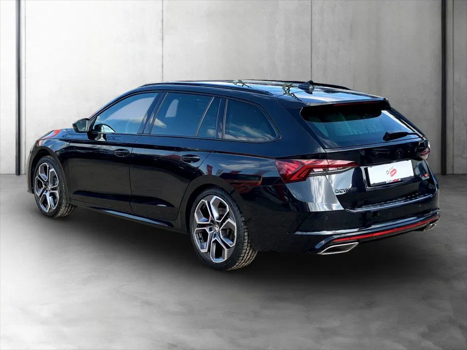Skoda Octavia Combi 2.0 RS | Bild 4 von 26