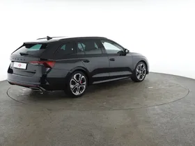 Skoda Octavia Combi 2.0 TSI RS | Thumbnail 6 von 30