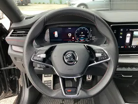 Skoda OCTAVIA Combi RS 2.0 TSI | Thumbnail 11 von 20