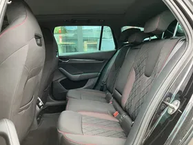 Skoda OCTAVIA Combi RS 2.0 TSI | Thumbnail 15 von 20