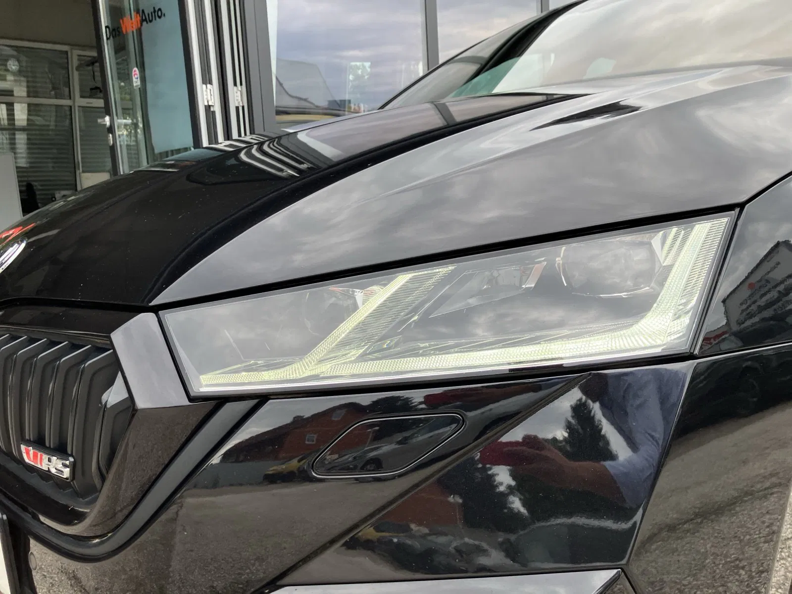 Skoda OCTAVIA Combi RS 2.0 TSI | Bild 18 von 20