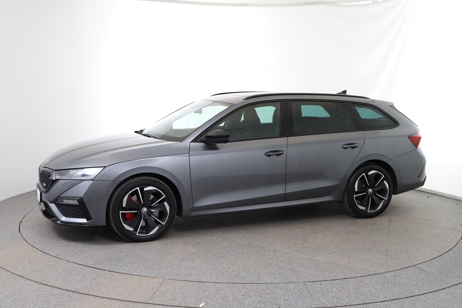 Skoda Octavia Combi 2.0 TSI RS | Bild 3 von 31