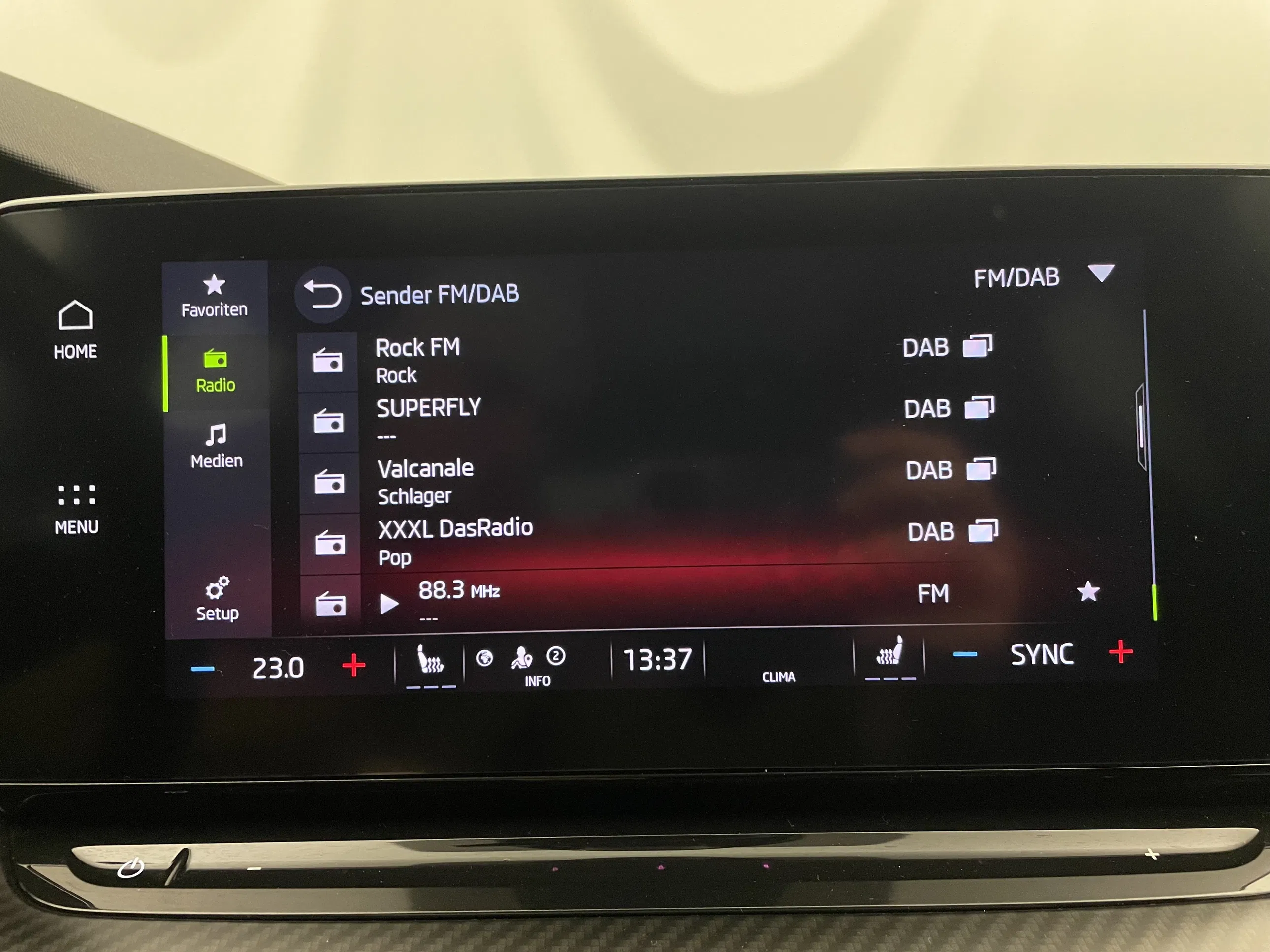 Skoda Octavia Combi 2.0 TSI RS | Bild 20 von 31