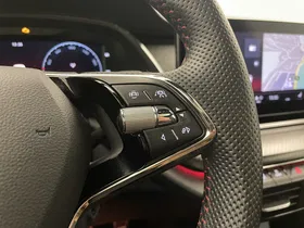 Skoda Octavia Combi 2.0 TSI RS | Thumbnail 29 von 31