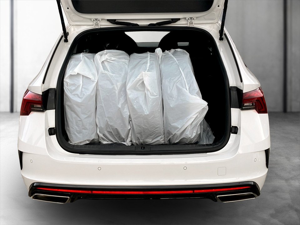 Skoda Octavia Combi 2.0 TSI RS | Bild 13 von 24