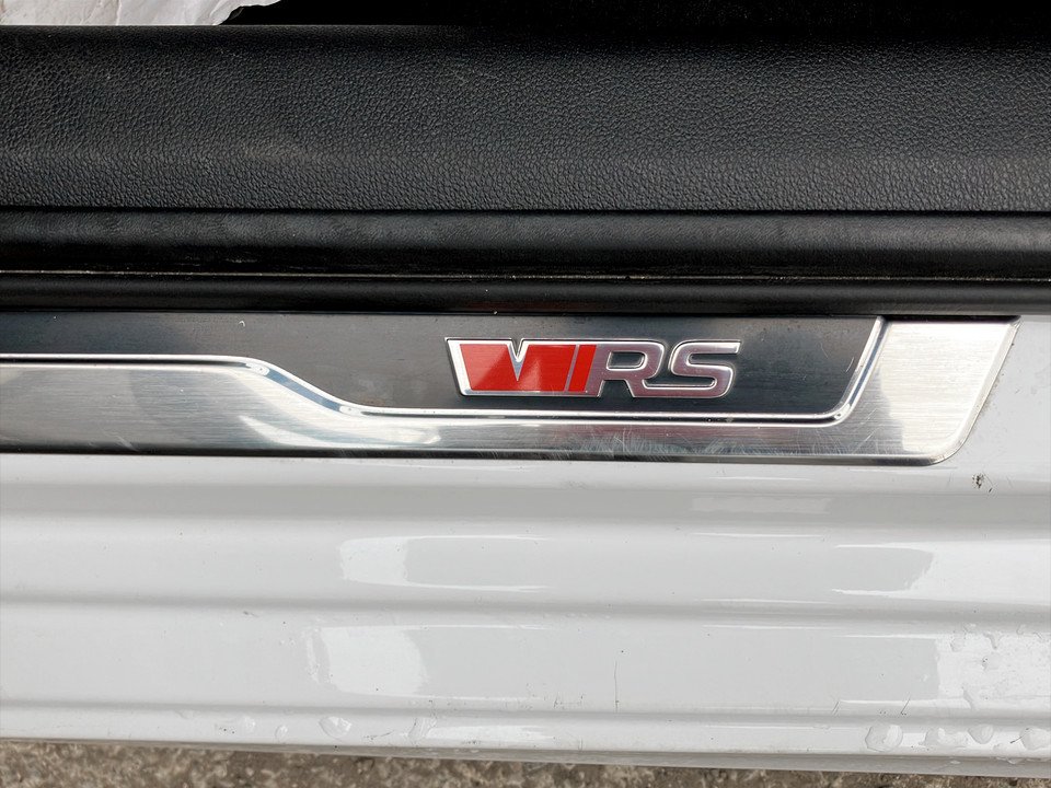 Skoda Octavia Combi 2.0 TSI RS | Bild 16 von 24