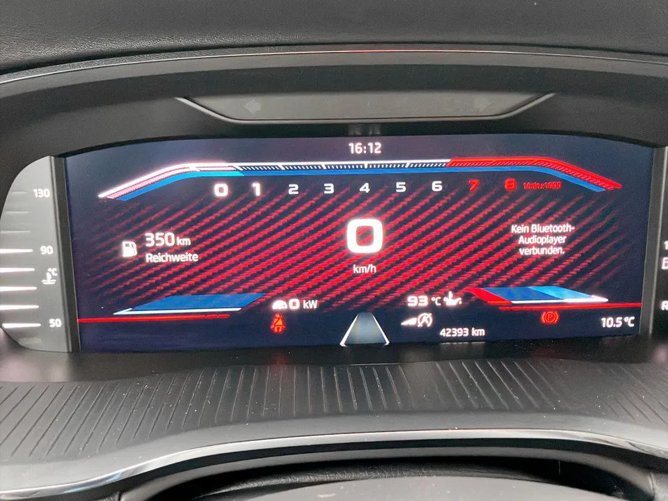 Skoda Octavia Combi 2.0 TSI RS | Bild 20 von 24