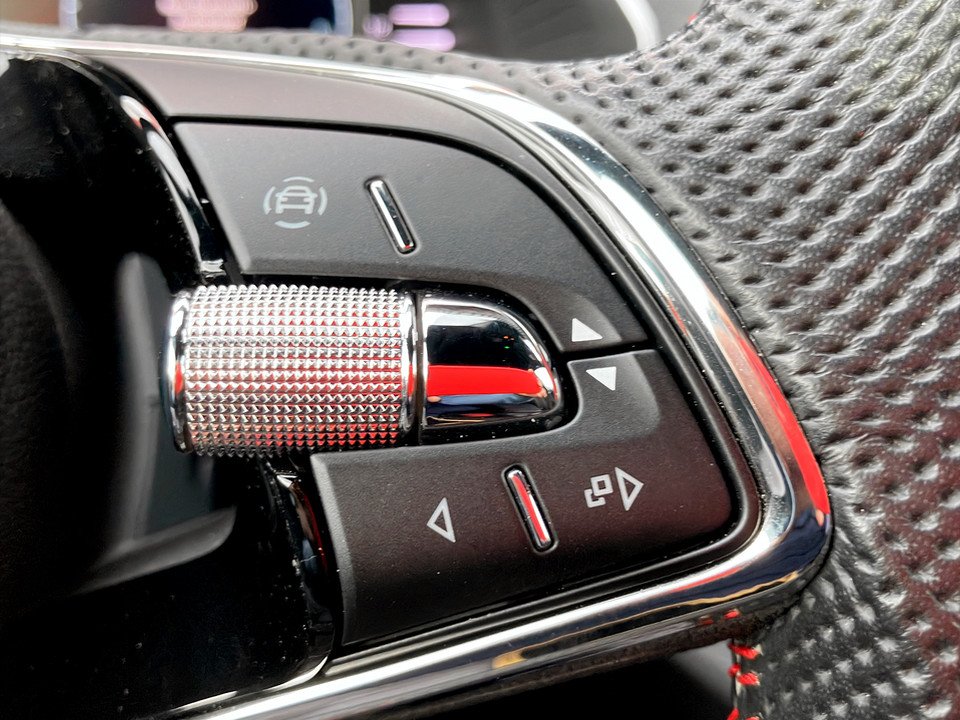 Skoda Octavia Combi 2.0 TSI RS | Bild 24 von 24